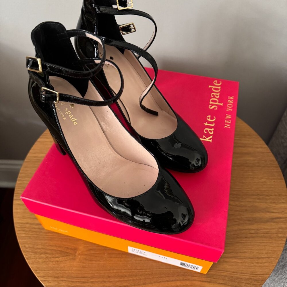 Sexy Kate Spade Black Patent Heels- size 7.5 - Picture 4 of 7